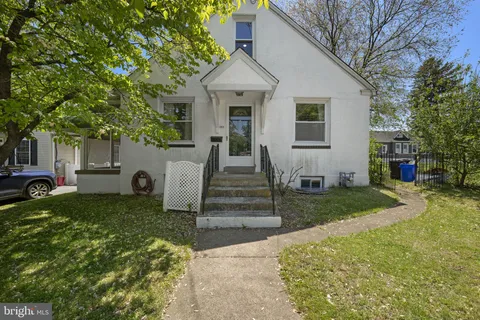 $329,000 | 282 Davis Avenue, Clifton Heights, PA 19018