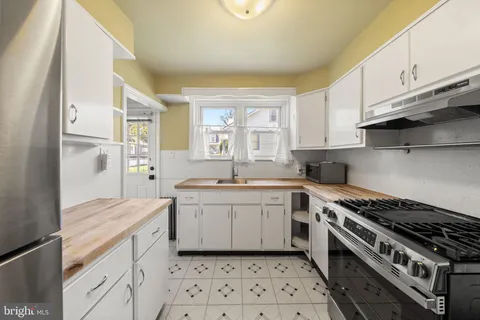 $329,000 | 282 Davis Avenue, Clifton Heights, PA 19018