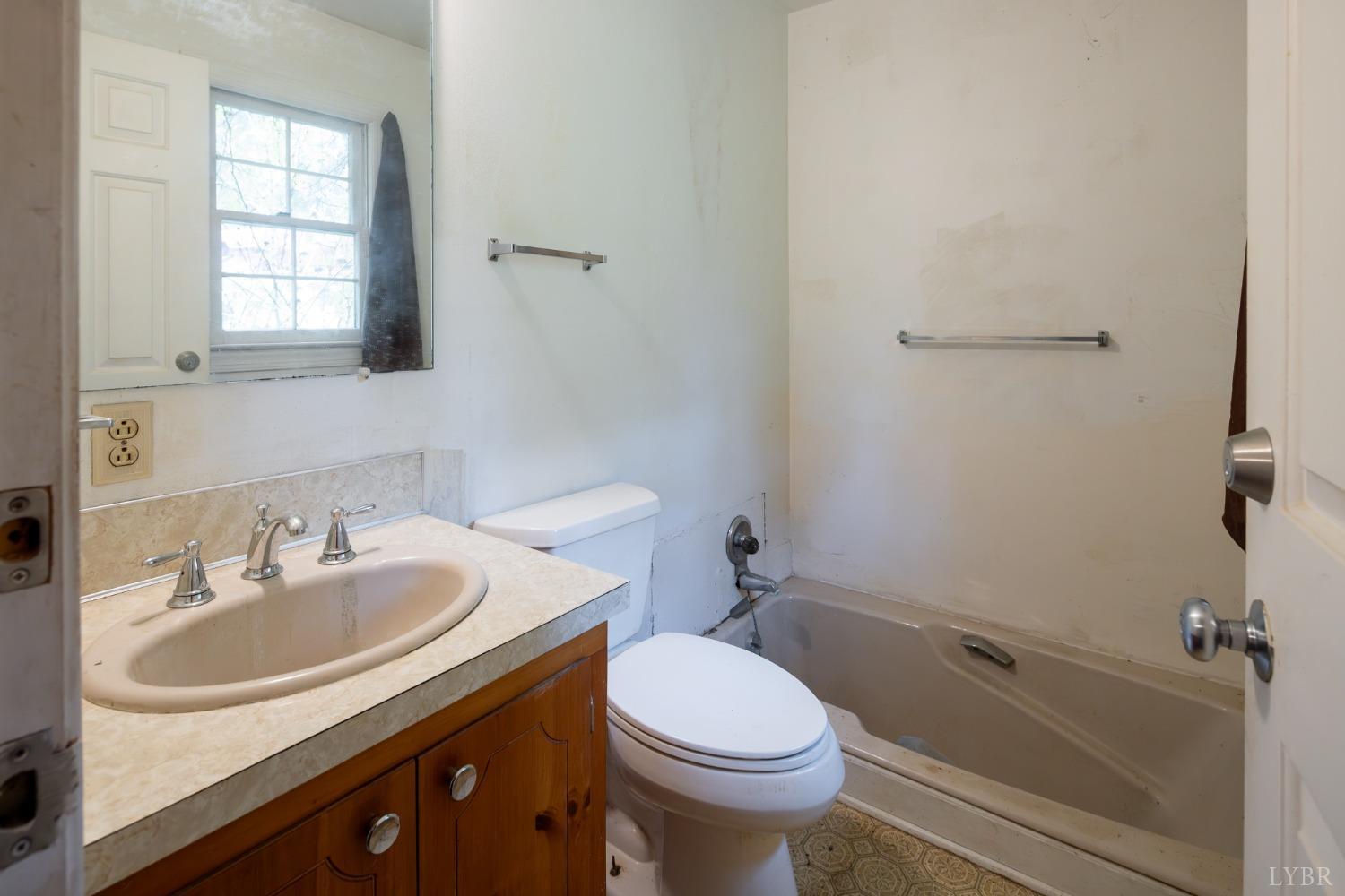 1048 Howard P Anderson Road Halifax, VA 24558 - Photo 25 of 46 Gallery Image 25