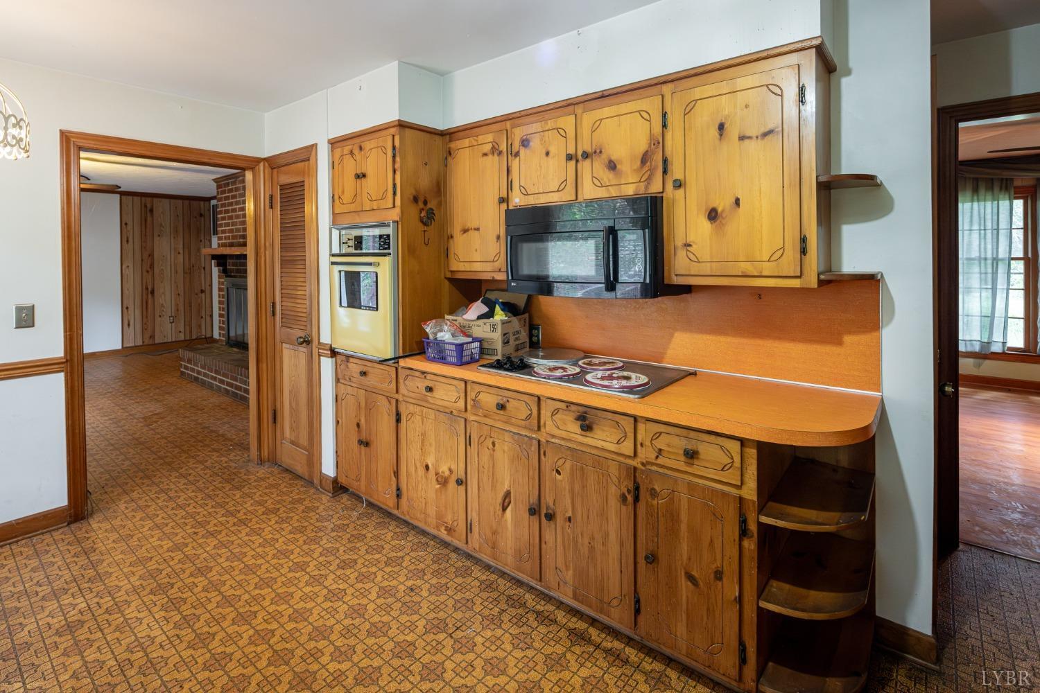 1048 Howard P Anderson Road Halifax, VA 24558 - Photo 6 of 46 Gallery Image 6