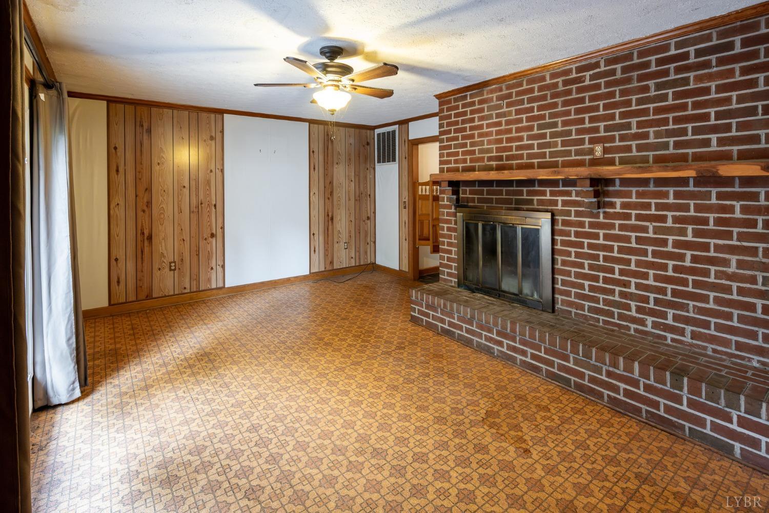 1048 Howard P Anderson Road Halifax, VA 24558 - Photo 10 of 46 Gallery Image 10