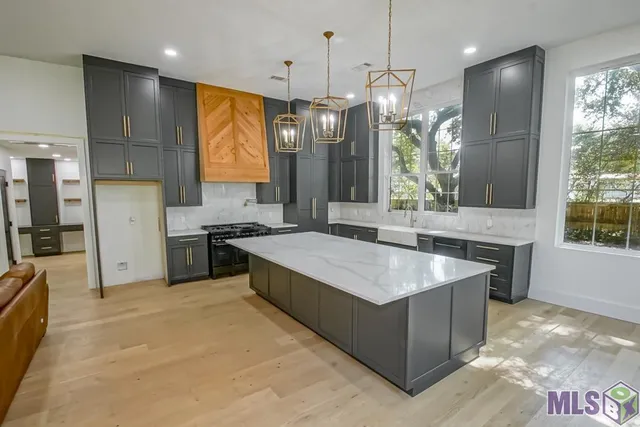 $749,999 | 1451 Highway 75, Sunshine, LA 70780