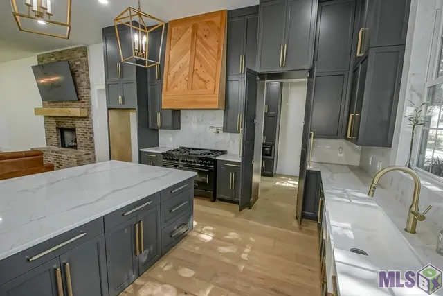 $749,999 | 1451 Highway 75, Sunshine, LA 70780