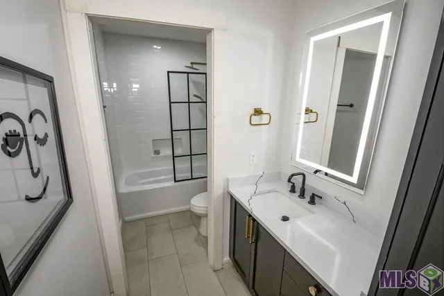 $749,999 | 1451 Highway 75, Sunshine, LA 70780