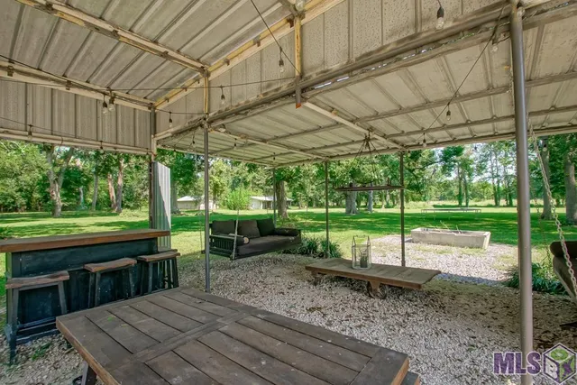 $749,999 | 1451 Highway 75, Sunshine, LA 70780