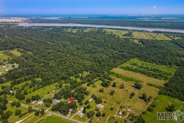 $749,999 | 1451 Highway 75, Sunshine, LA 70780