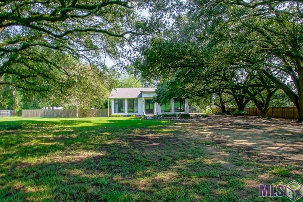 1451 Highway 75 Sunshine, LA 70780 - Photo 8 of 50