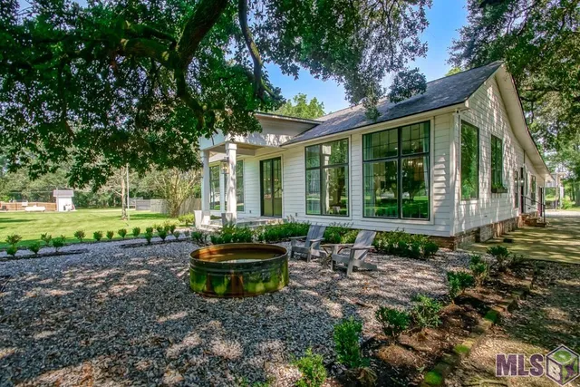 $749,999 | 1451 Highway 75, Sunshine, LA 70780