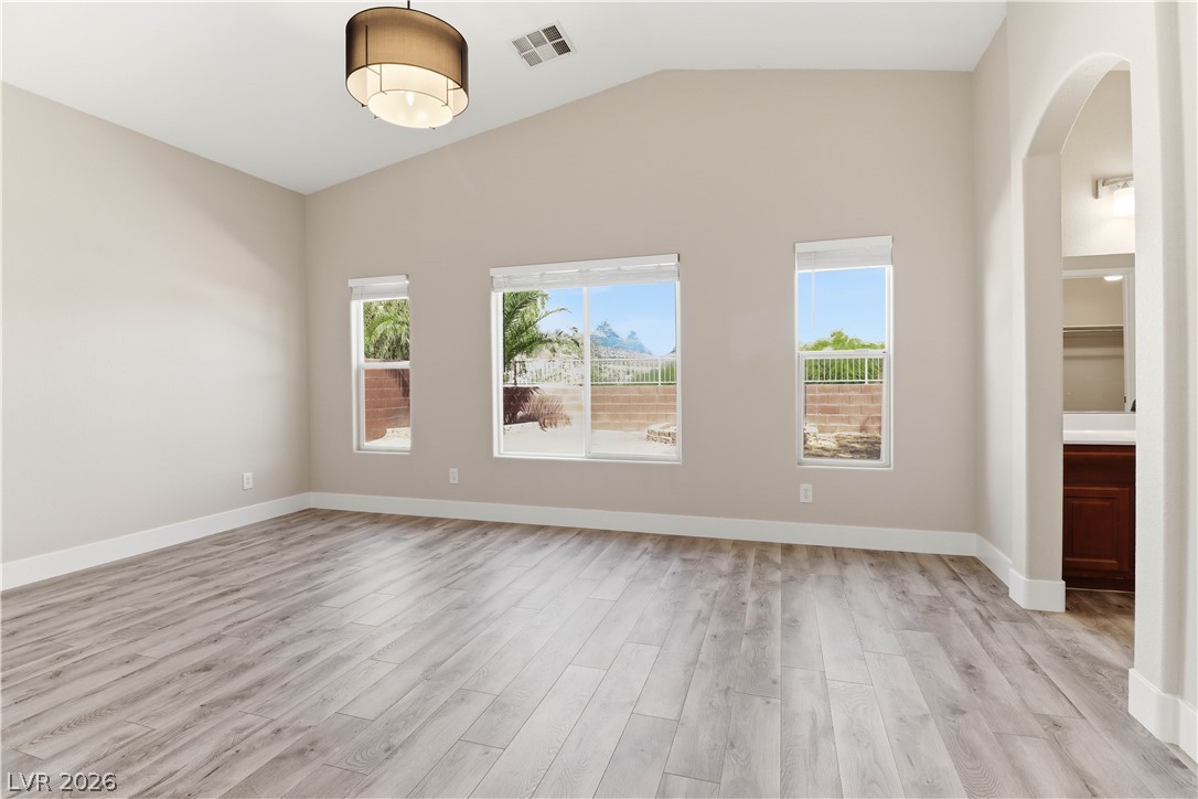 2272 Chestnut Ranch Avenue Henderson, NV 89052 - Photo 13 of 35