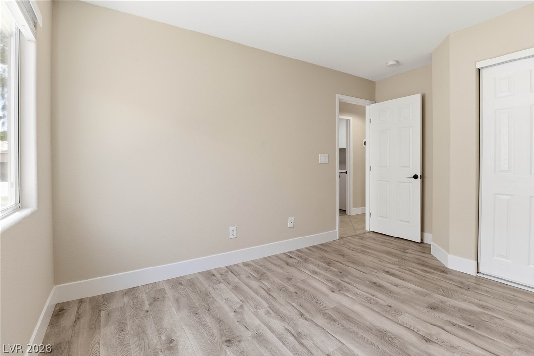 2272 Chestnut Ranch Avenue Henderson, NV 89052 - Photo 22 of 35