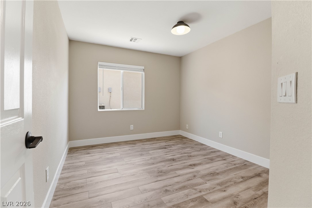 2272 Chestnut Ranch Avenue Henderson, NV 89052 - Photo 28 of 35