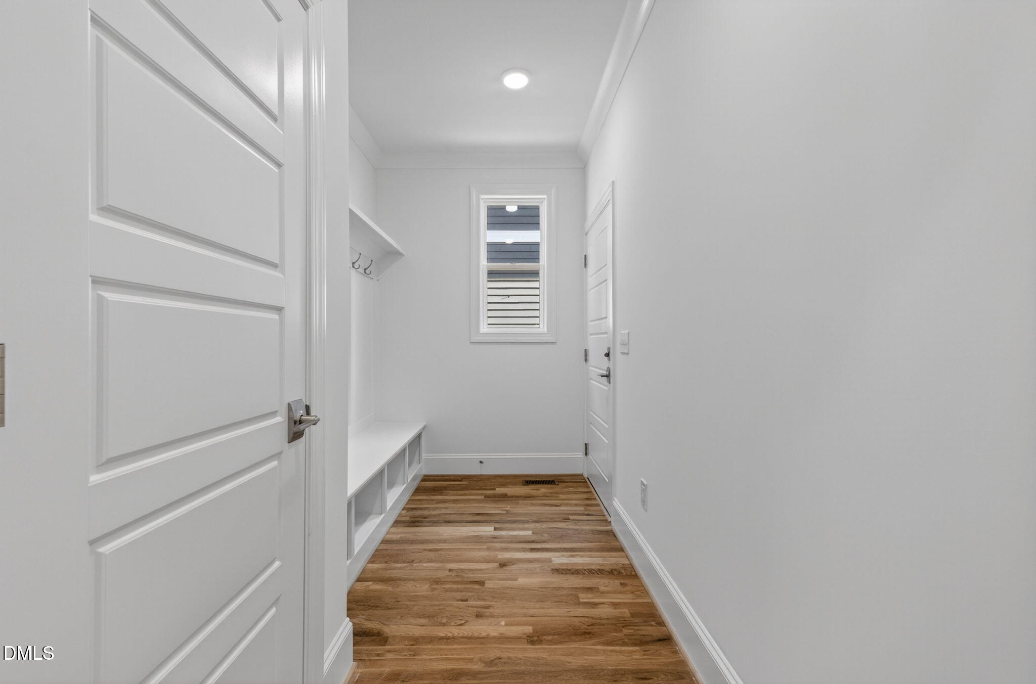 516 Heather Drive Raleigh, NC 27606 - Photo 5 of 38