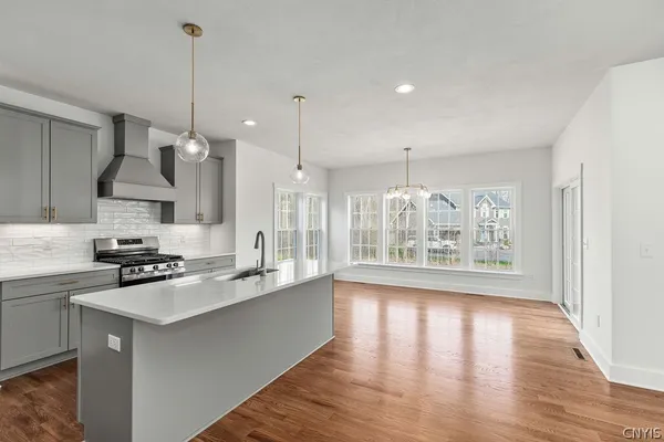 $649,900 | Undisclosed Address, Onondaga, NY 13215