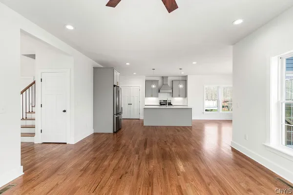 $649,900 | Undisclosed Address, Onondaga, NY 13215