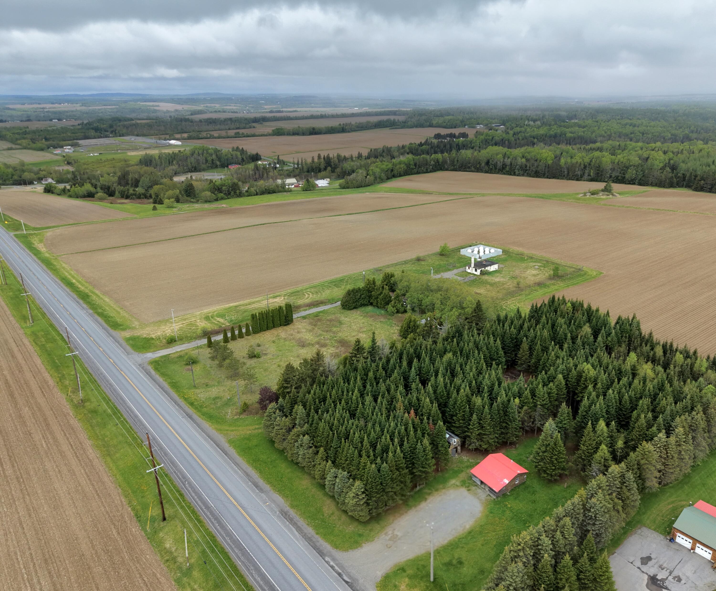 929 Access Highway Limestone, ME 04750 - Photo 4 of 18 46000