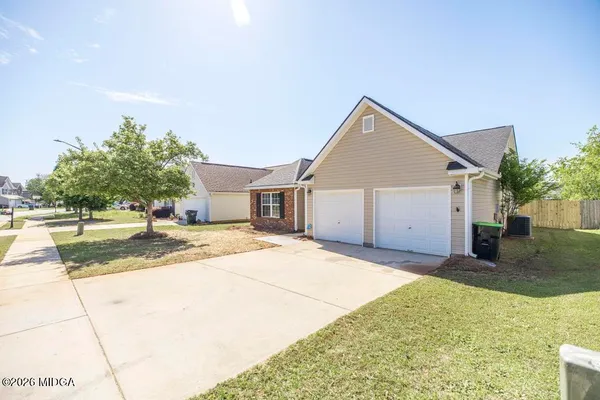 $242,000 | 229 Burr Drive, Byron, GA 31008