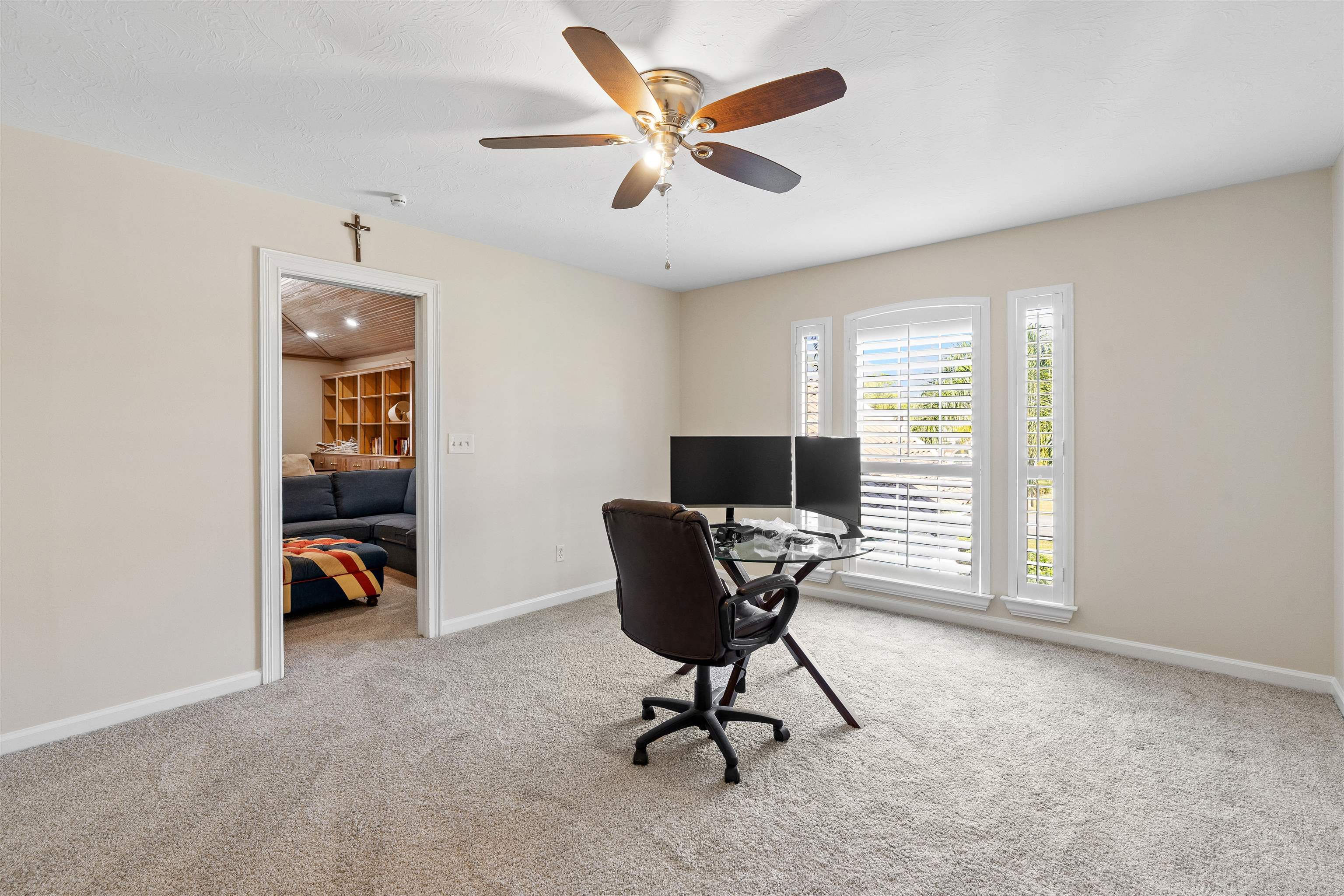 207 Marshside Drive St. Augustine, FL 32080 - Photo 55 of 87 a work room with furniture and windows