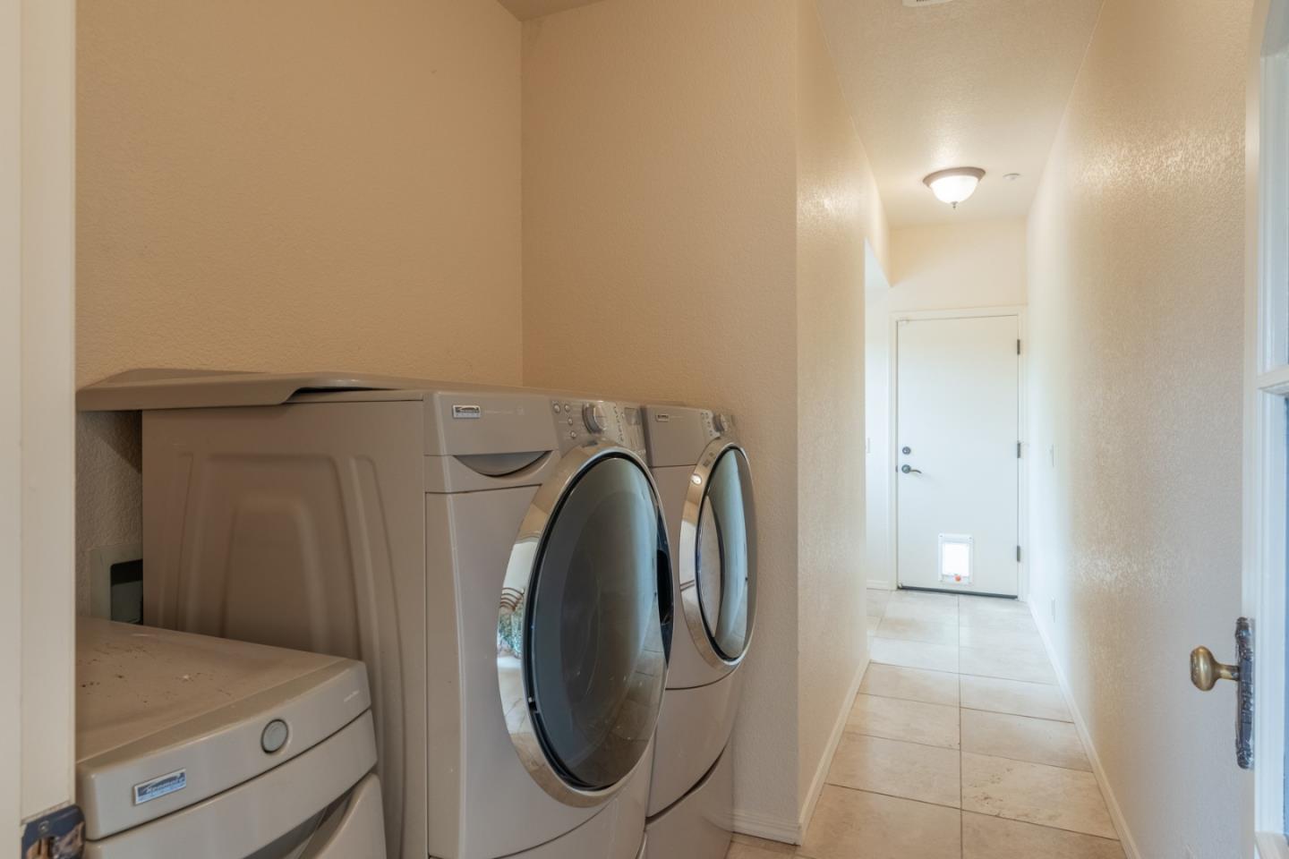10233 Reese Circle Salinas, CA 93907 - Photo 28 of 49 a utility room with dryer and washer