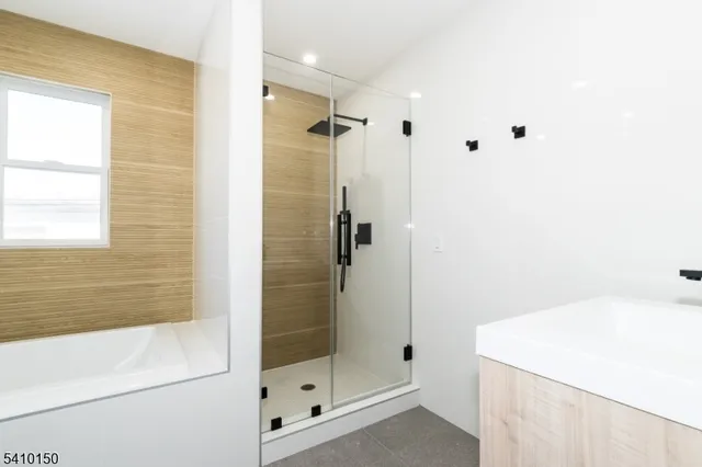 $5,500 | 57 Berlant Avenue, Linden, NJ 07036