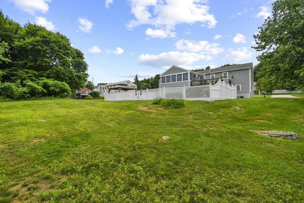 50 Raffaele Road Marlborough, MA 01752 - Photo 5 of 32 Gallery Image 5