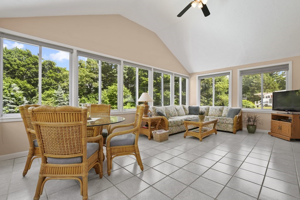 50 Raffaele Road Marlborough, MA 01752 - Photo 10 of 32 Gallery Image 10