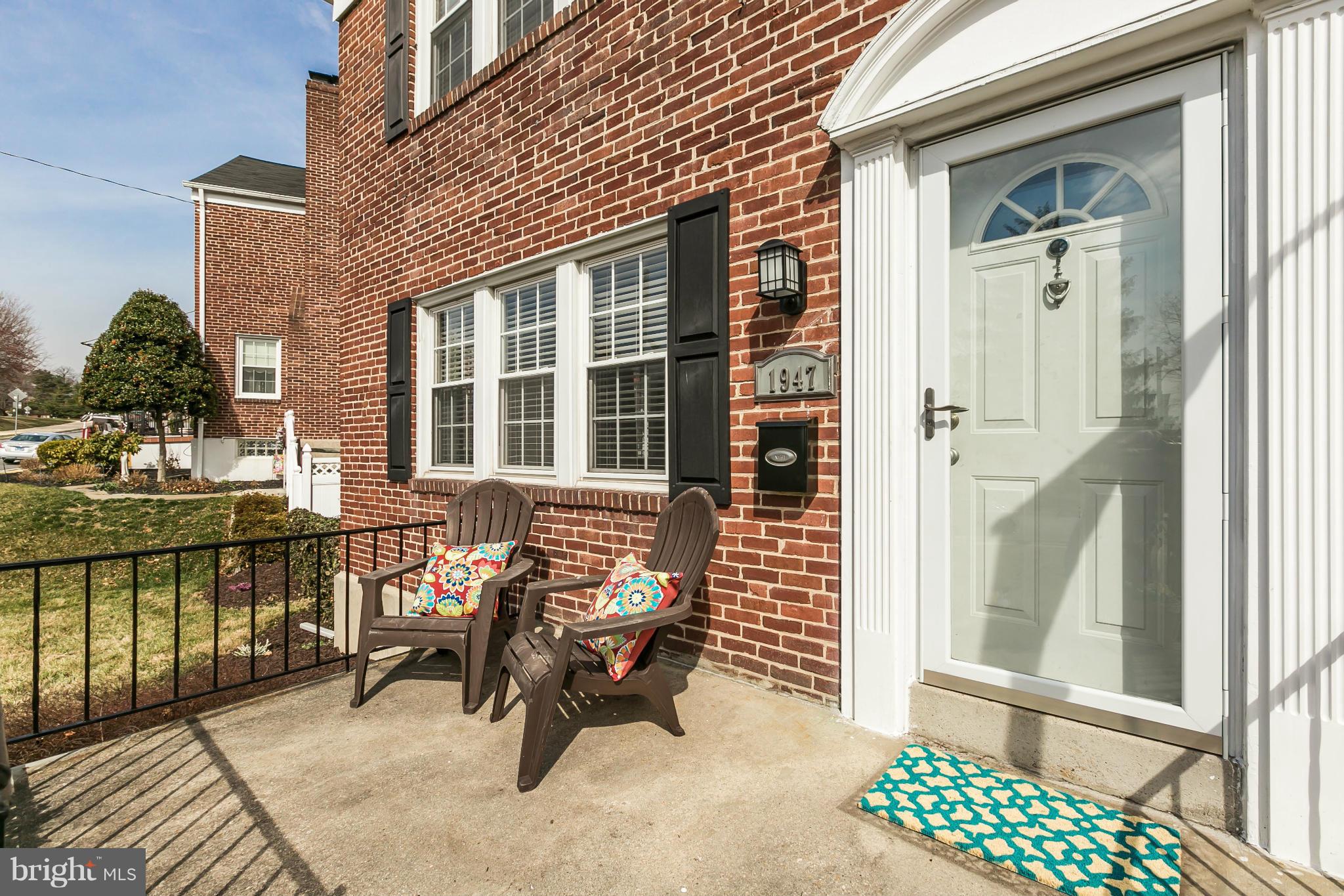 1947 Edgewood Road Baltimore, MD 21286 - Photo 4 of 28 a view of a house with outdoor seating