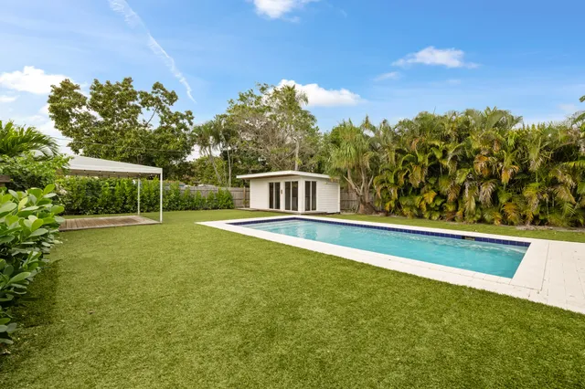 $6,500 | 359 Ellamar Road, West Palm Beach, FL 33405