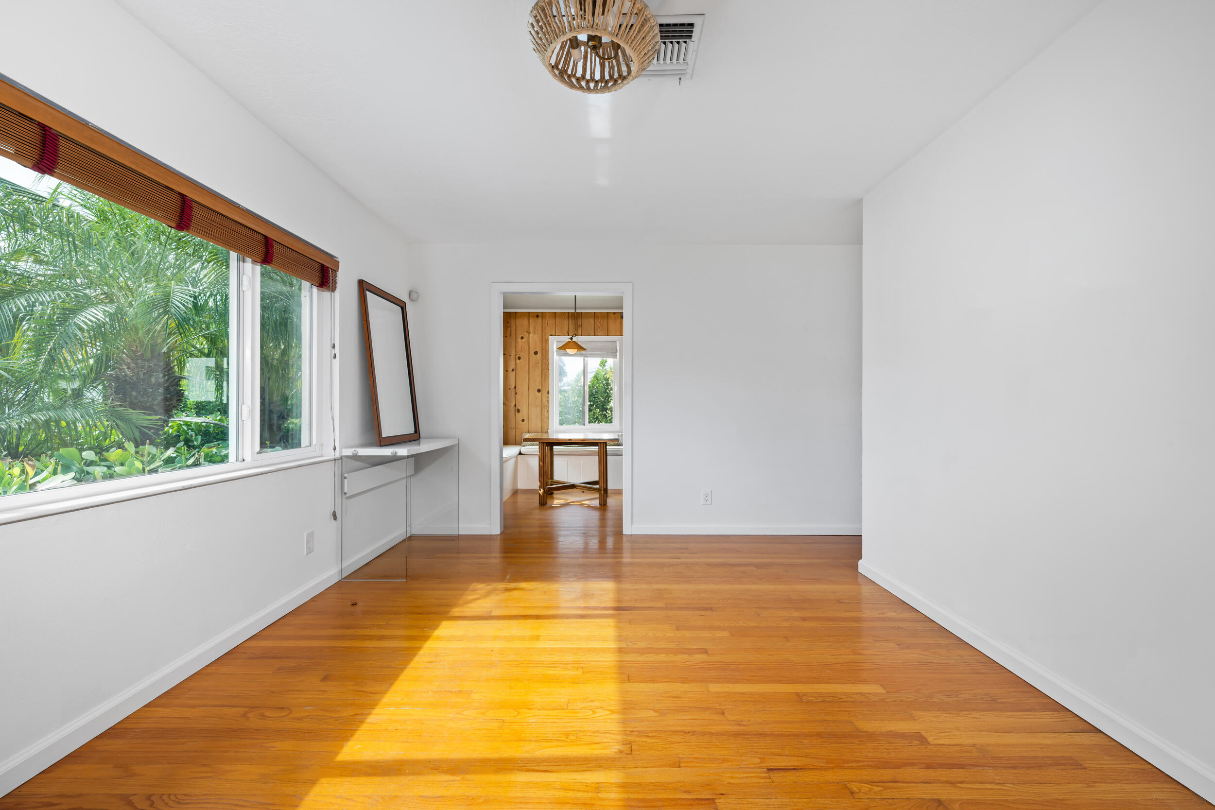 359 Ellamar Road West Palm Beach, FL 33405 - Photo 4 of 25 8_et6a5832