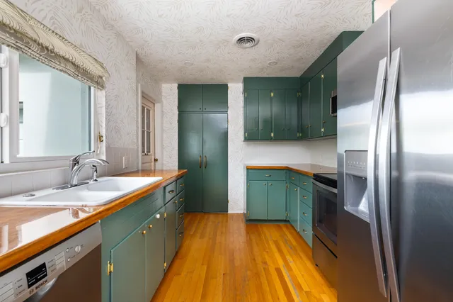 $6,500 | 359 Ellamar Road, West Palm Beach, FL 33405