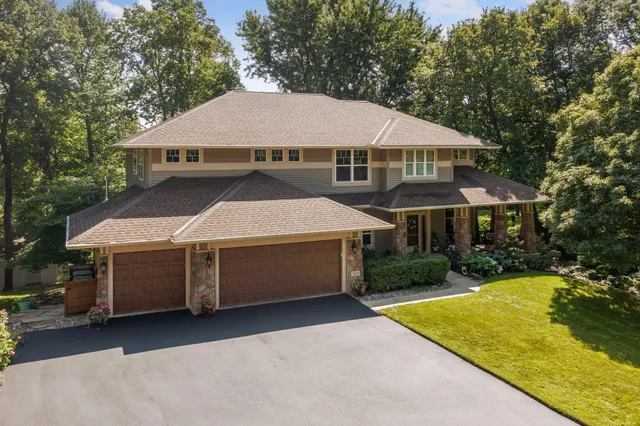 $949,900 | 7423 Tristan Knoll, Victoria, MN 55331