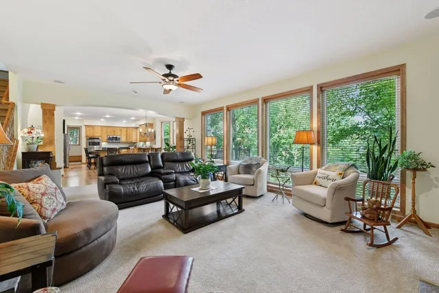 $949,900 | 7423 Tristan Knoll, Victoria, MN 55331