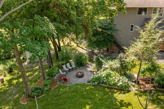 $949,900 | 7423 Tristan Knoll, Victoria, MN 55331