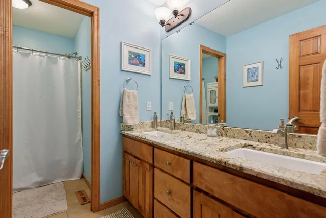 $949,900 | 7423 Tristan Knoll, Victoria, MN 55331