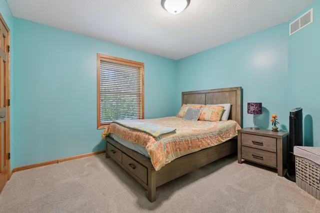 $949,900 | 7423 Tristan Knoll, Victoria, MN 55331