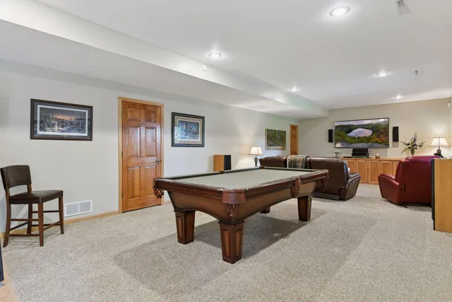 $949,900 | 7423 Tristan Knoll, Victoria, MN 55331