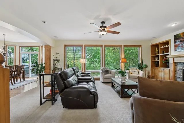 $949,900 | 7423 Tristan Knoll, Victoria, MN 55331