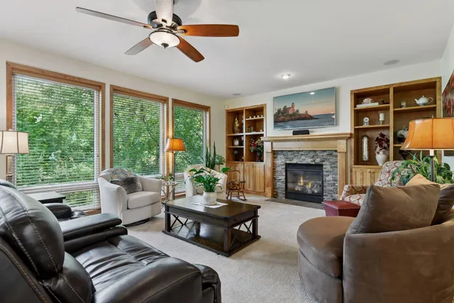 $949,900 | 7423 Tristan Knoll, Victoria, MN 55331