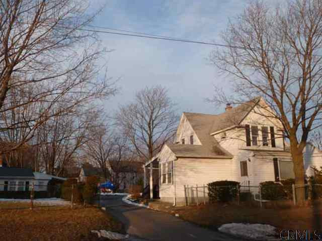 427 Troy Schenectady Road Colonie, NY 12110 - Photo 6 of 7 Photo 6