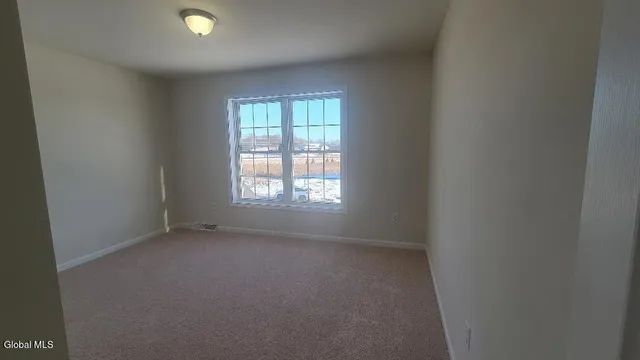 $739,600 | 7 Jack Drive, Halfmoon, NY 12065