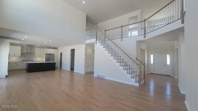 $739,600 | 7 Jack Drive, Halfmoon, NY 12065