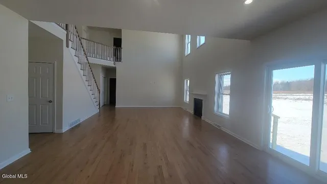 $739,600 | 7 Jack Drive, Halfmoon, NY 12065