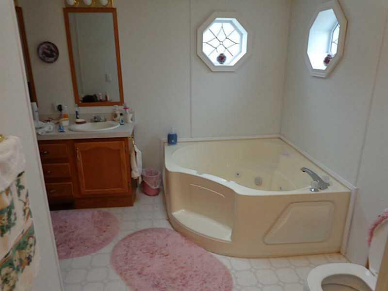 396 May Road Markleton, PA 15551 - Photo 10 of 14 Full Bath.