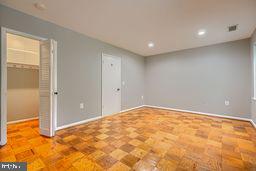 111 D Cross Keys Road, Unit 111D Baltimore, MD 21210 - Photo 23 of 35 Good closet space