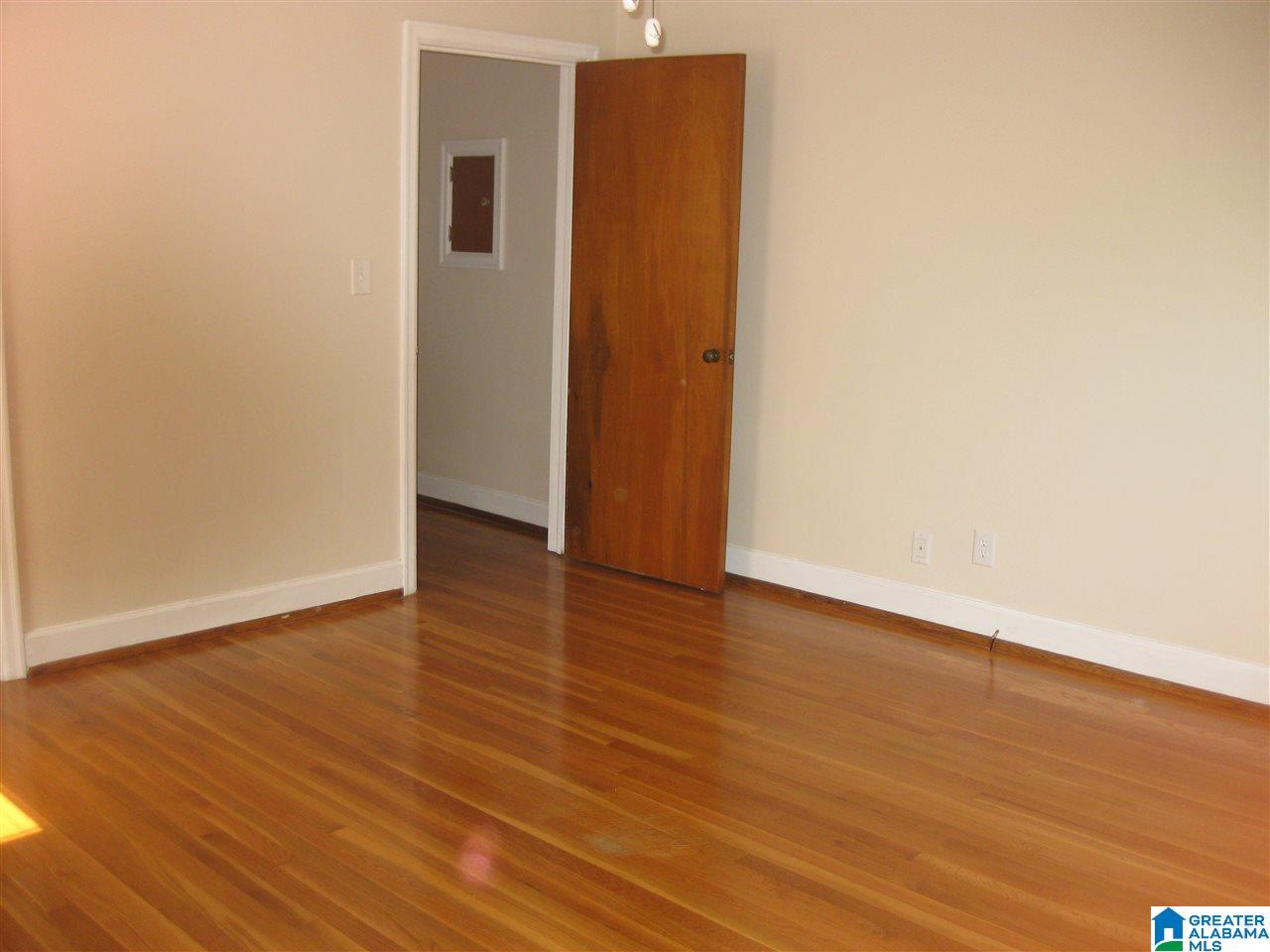 2743 20th Street Southwest Birmingham, AL 35208 - Photo 9 of 12