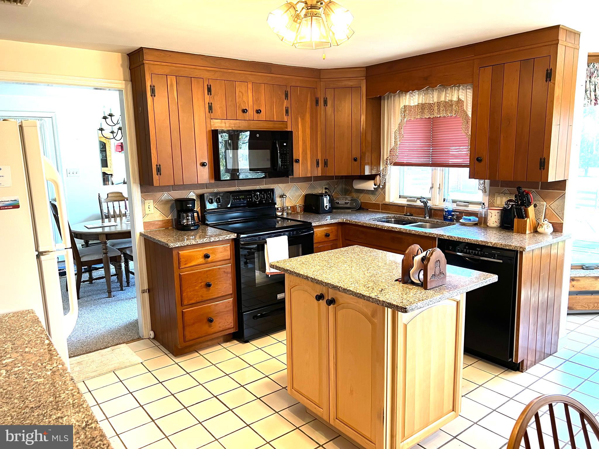 531 Upper Stump Road Chalfont, PA 18914 - Photo 7 of 16