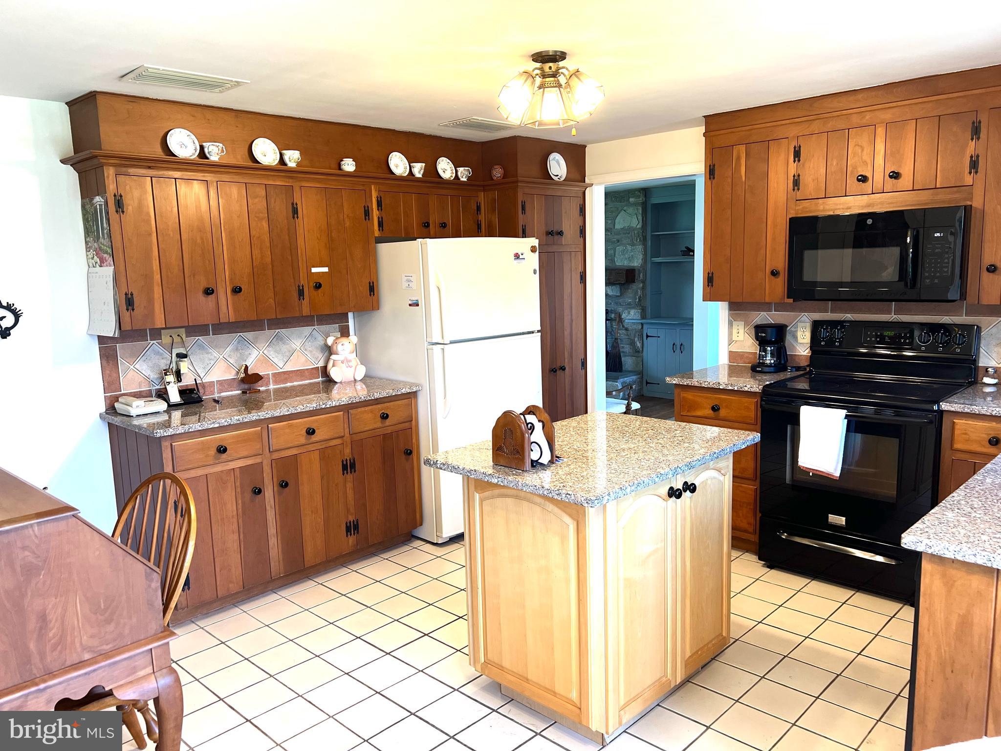 531 Upper Stump Road Chalfont, PA 18914 - Photo 8 of 16