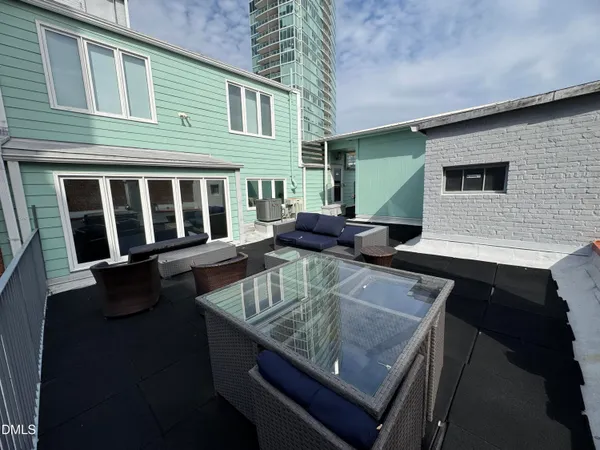 a view of building with an outdoor space