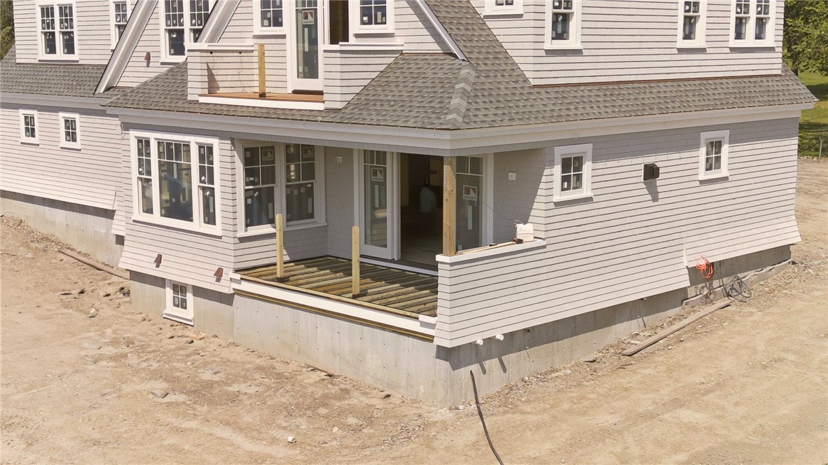 11 Saltwood Farm Road Middletown, RI 02842 - Photo 7 of 15 Gallery Image 7