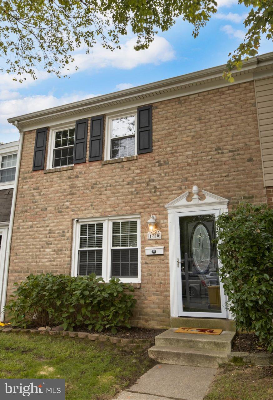 1720 Aberdeen Circle Crofton, MD 21114 - Photo 1 of 20
