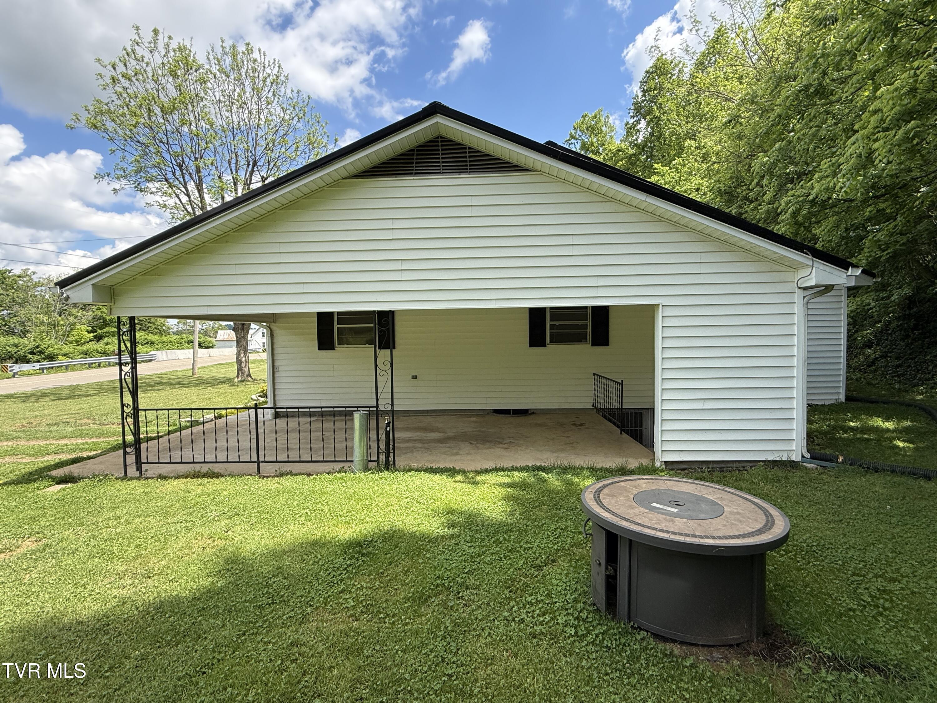 226 Little Cassi Creek Road Chuckey, TN 37641 - Photo 9 of 46 IMG_3494